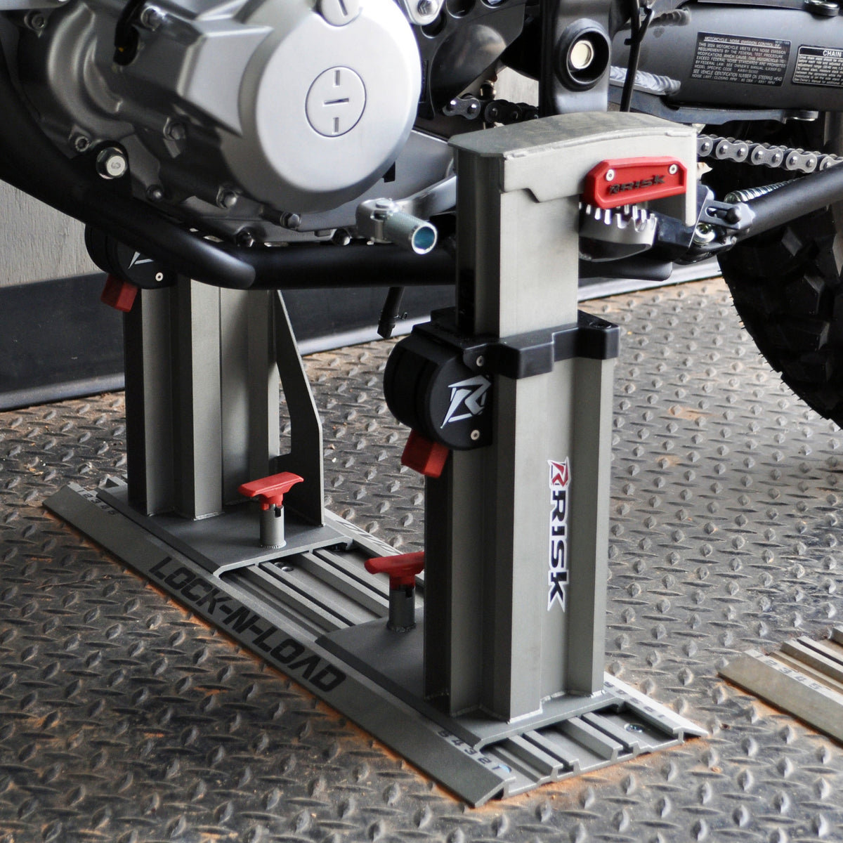 Lock-N-Load Pro HD - Strapless Moto Transport System